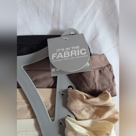 Essentials Rene Rofe Multi-Color Thong Set Size XL New - Picture 3 of 12